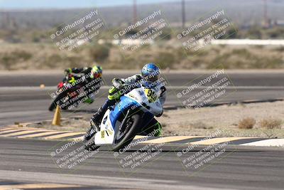 media/Jan-15-2026-Racers Edge (Thu) [[dfebeb70ab]]/3-B Group/Session 2 (Turn 11)/